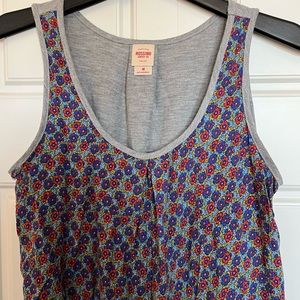 Floral tank